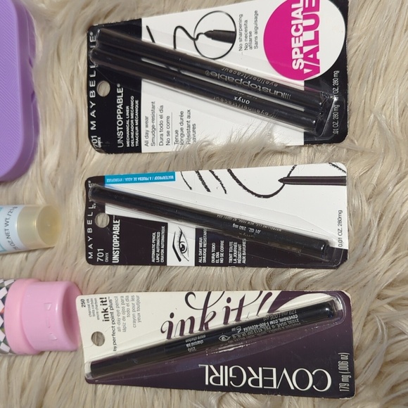 Makeup lot - Picture 3 of 7